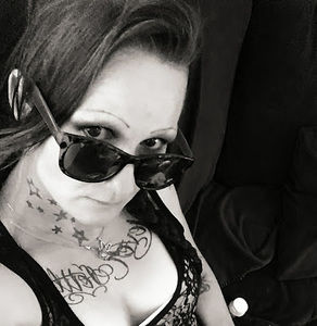 Meet your Posher, Teri